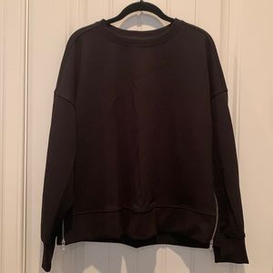 NWT Banana Republic Sweatshirt - Size M.  Zippers at the sides.  Black.